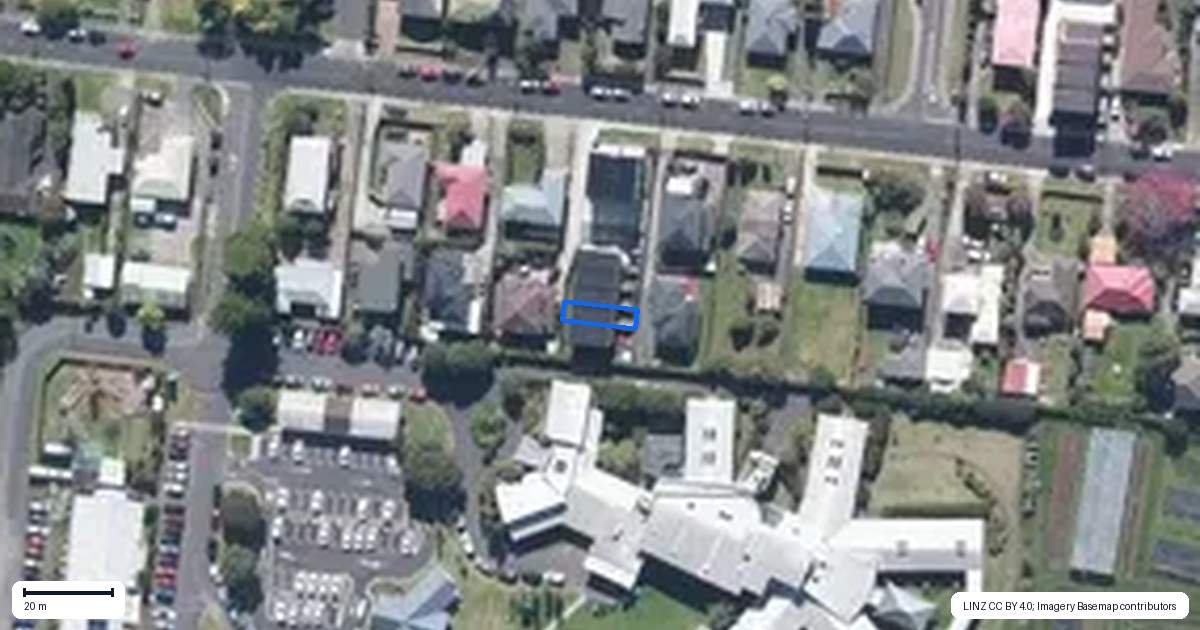 Property context map for 6/17 Woodford Avenue, Henderson, Auckland