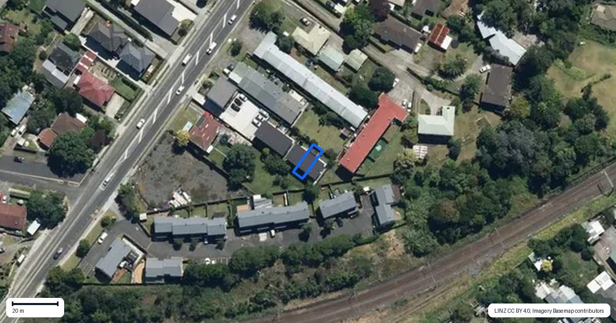 Property context map for 7/30 West Coast Road, Glen Eden, Auckland