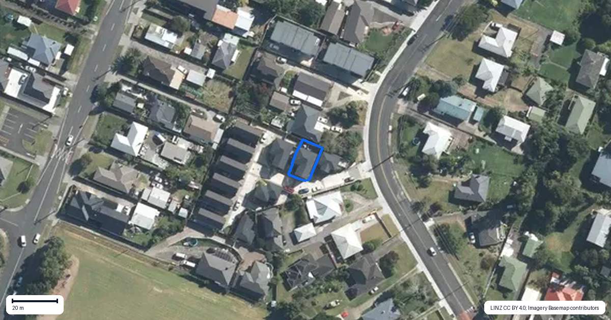 Property context map for 14E Kelwyn Road, Kelston, Auckland