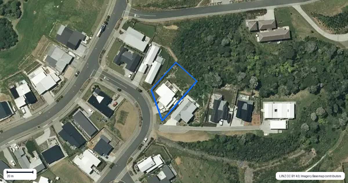 Property context map for 5 Tunarau Street, Raglan