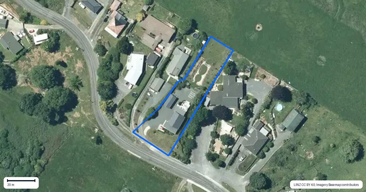 Property context map for 12 Kea Street, Piopio