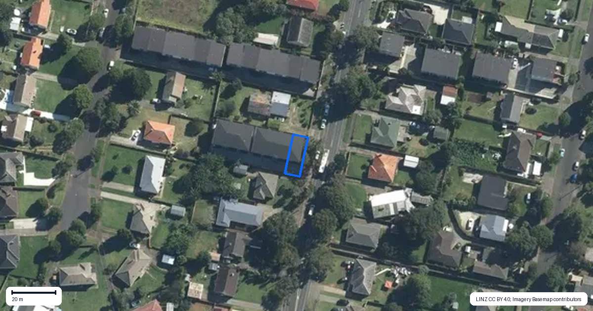Property context map for 37 Erima Avenue, Point England, Auckland