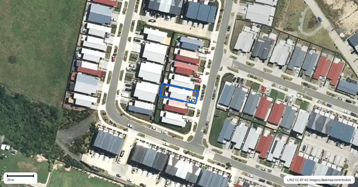 Property context map for 25 Pukanui Avenue, Totara Park, Auckland