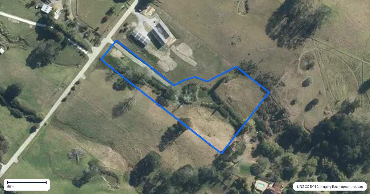 Property context map for 8 Pinestead Reach, Stillwater, Silverdale