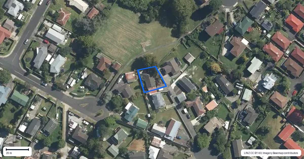 Property context map for 21B Glucina Place, Glen Eden, Auckland