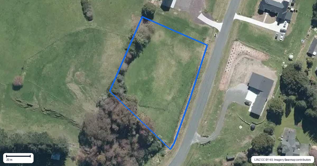 Property context map for 5 Nga Tui Lane, Acacia Bay, Taupo