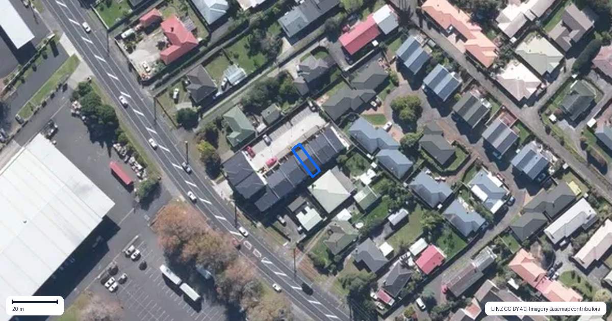 Property context map for 13/115 Swanson Road, Henderson, Auckland