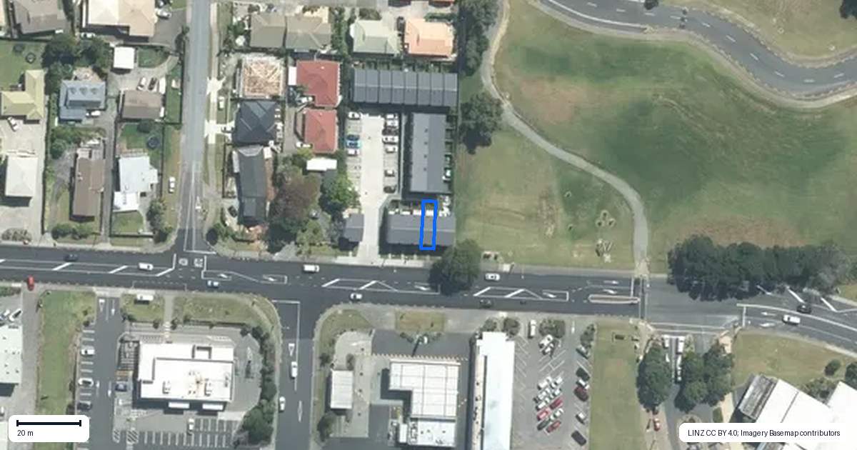 Property context map for 5/694 Whangaparaoa Road, Stanmore Bay, Whangaparaoa
