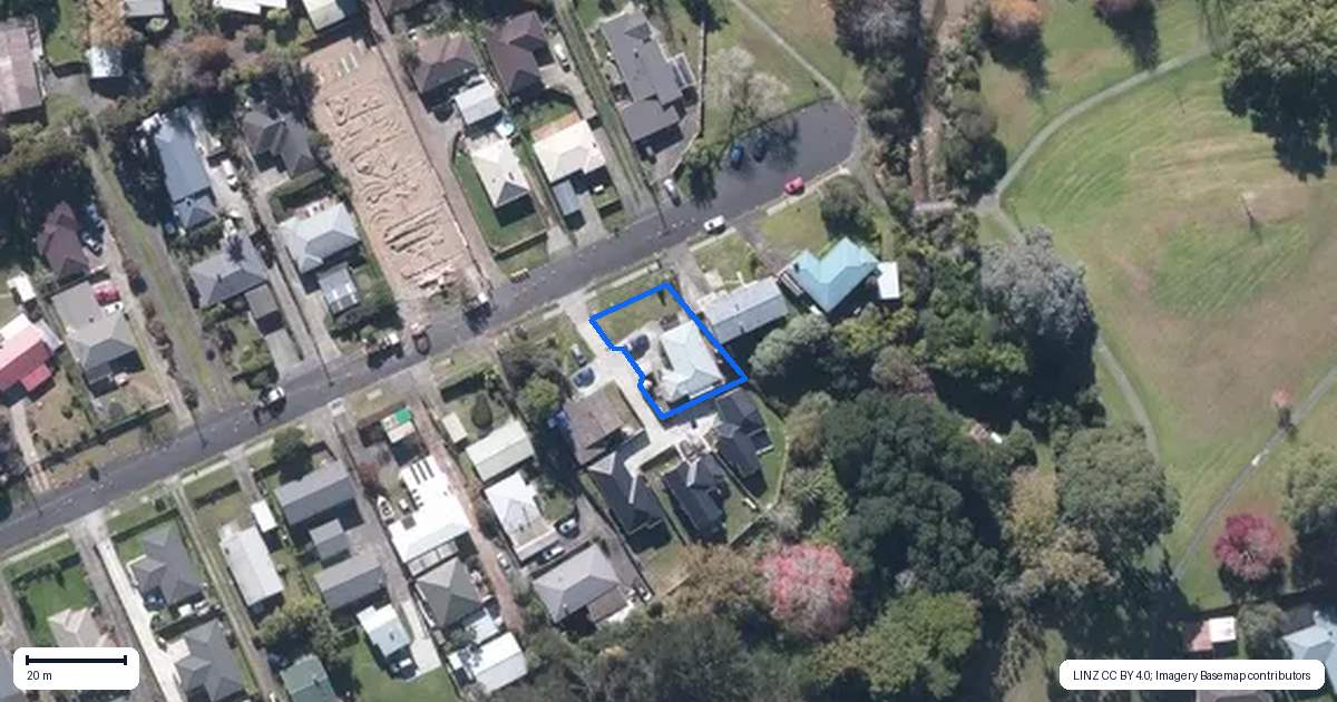 Property context map for 65 Woodside Road, Massey, Auckland