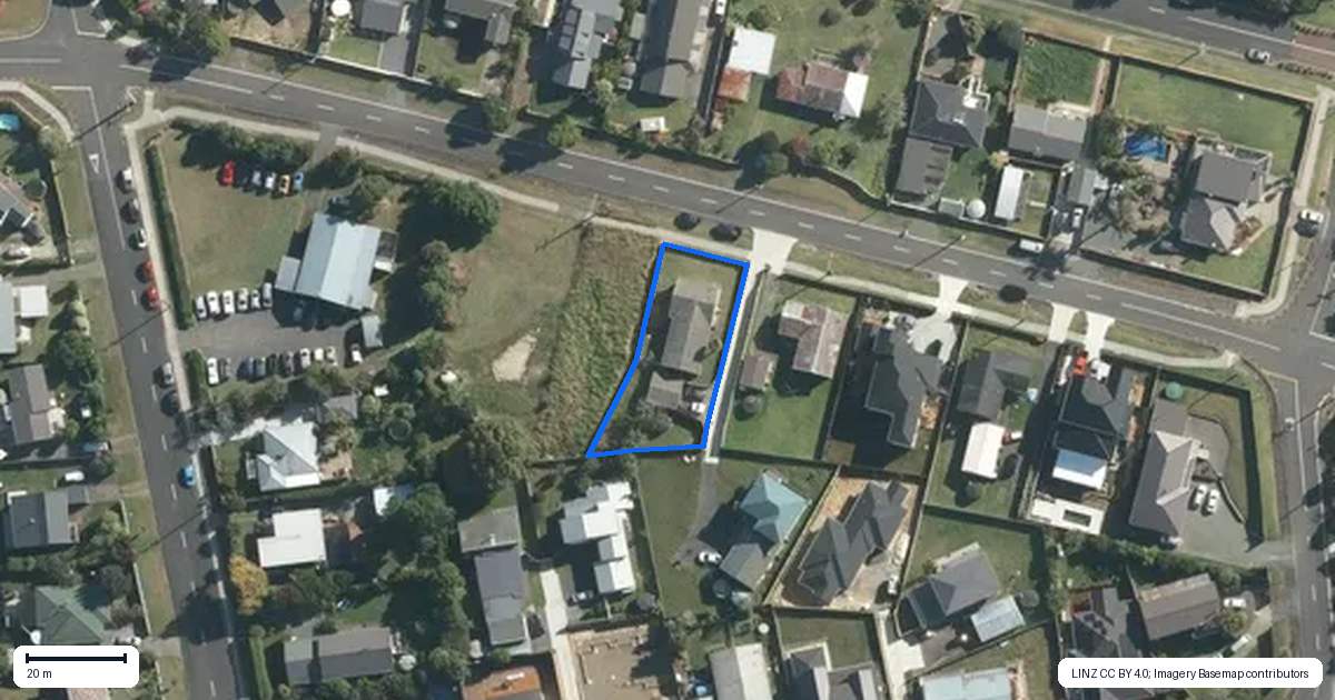 Property context map for 12 Arthur Street, Riverhead