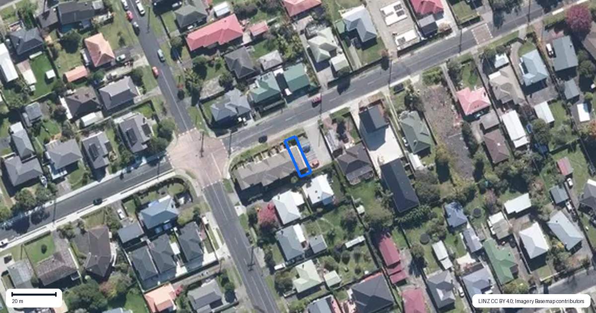 Property context map for 1/1A Royal View Road, Te Atatu South, Auckland