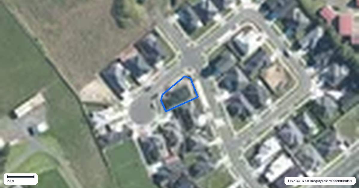 Property context map for 2 Paapaka Way, Waiuku