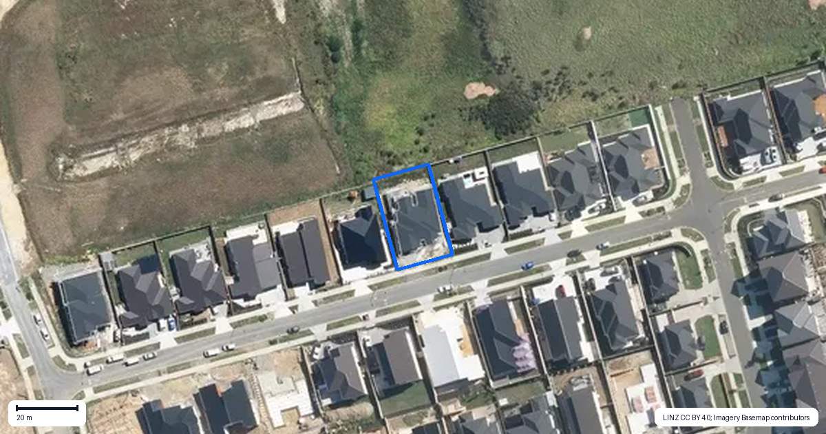 Property context map for 14 Kauri Gum Rise, Swanson, Auckland