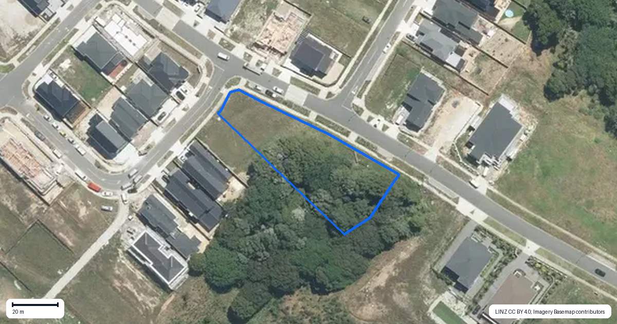 Property context map for 32 Southridge Road, Flat Bush, Auckland