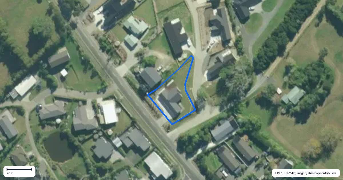 Property context map for 28 Old Waipu Road, Mangawhai