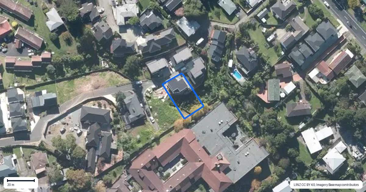 Property context map for 8 Libby Lane, Howick, Auckland