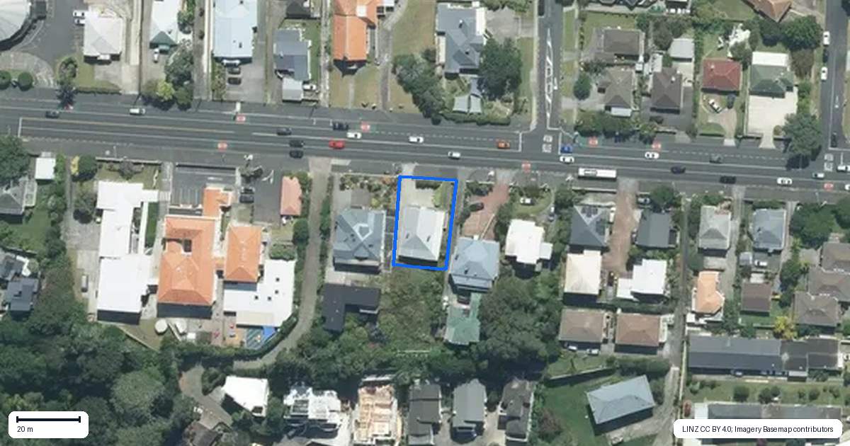 Property context map for 88 Onewa Road, Northcote Point, Auckland