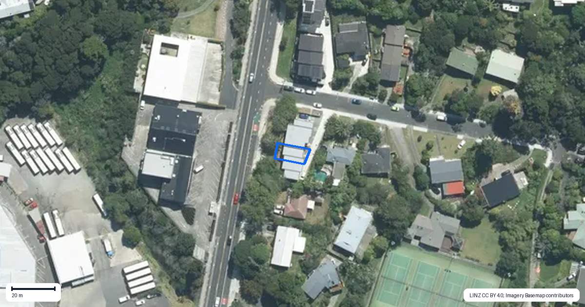 Property context map for 1C Kororo Street, Northcote, Auckland