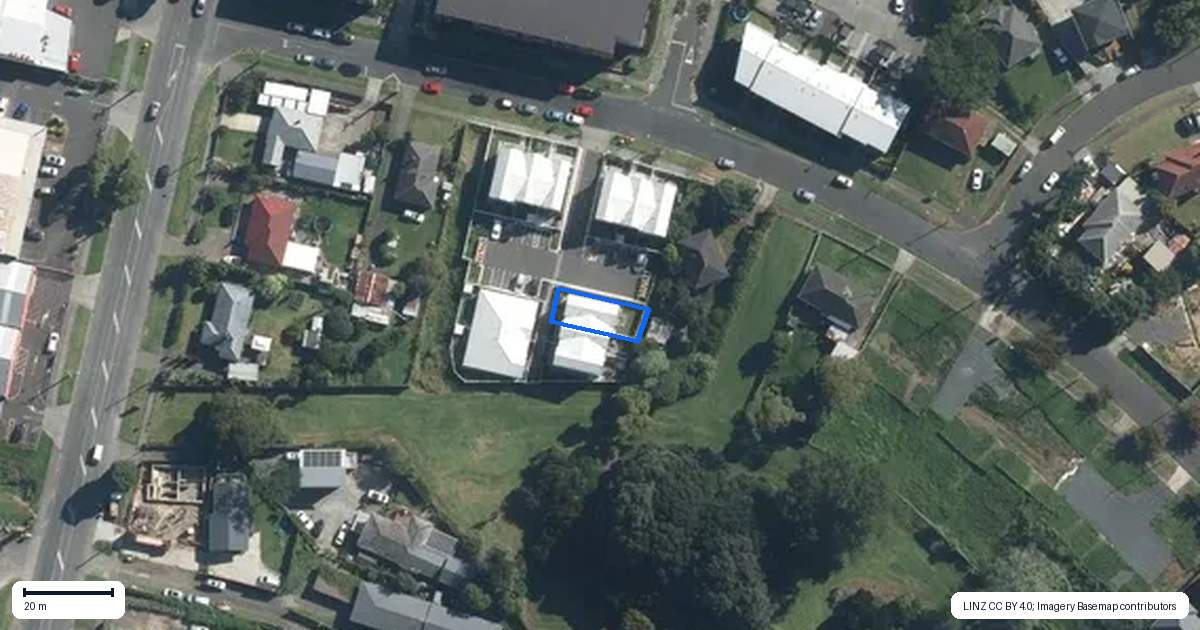 Property context map for 7E Torino Street, Point England, Auckland