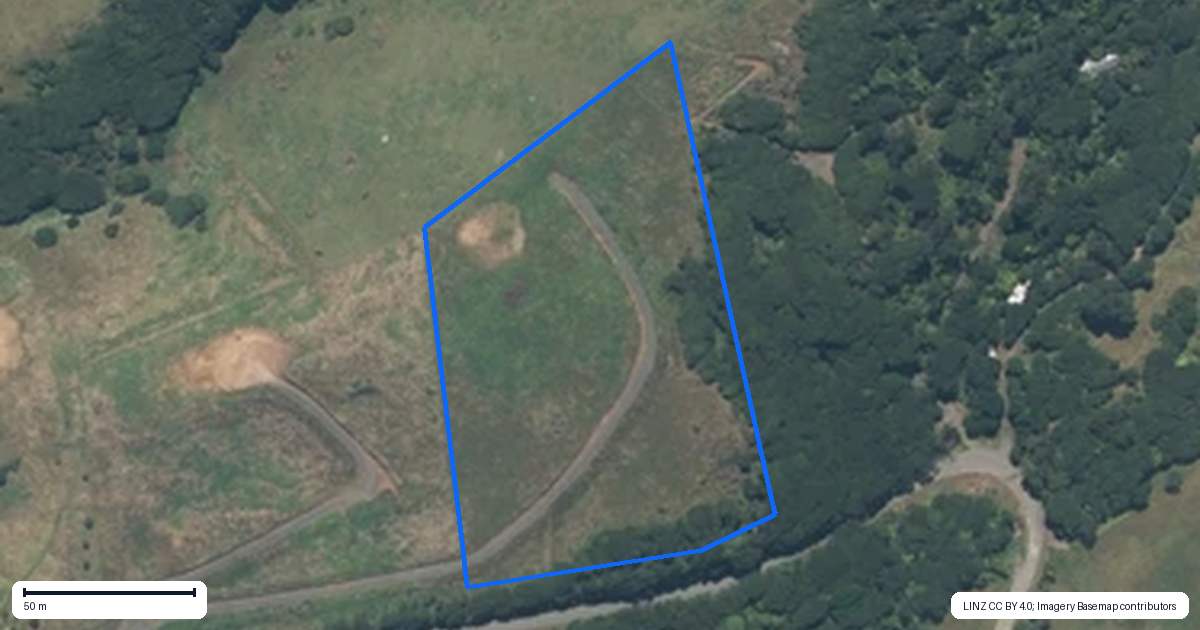 Property context map for 1597 Whaanga Road, Raglan