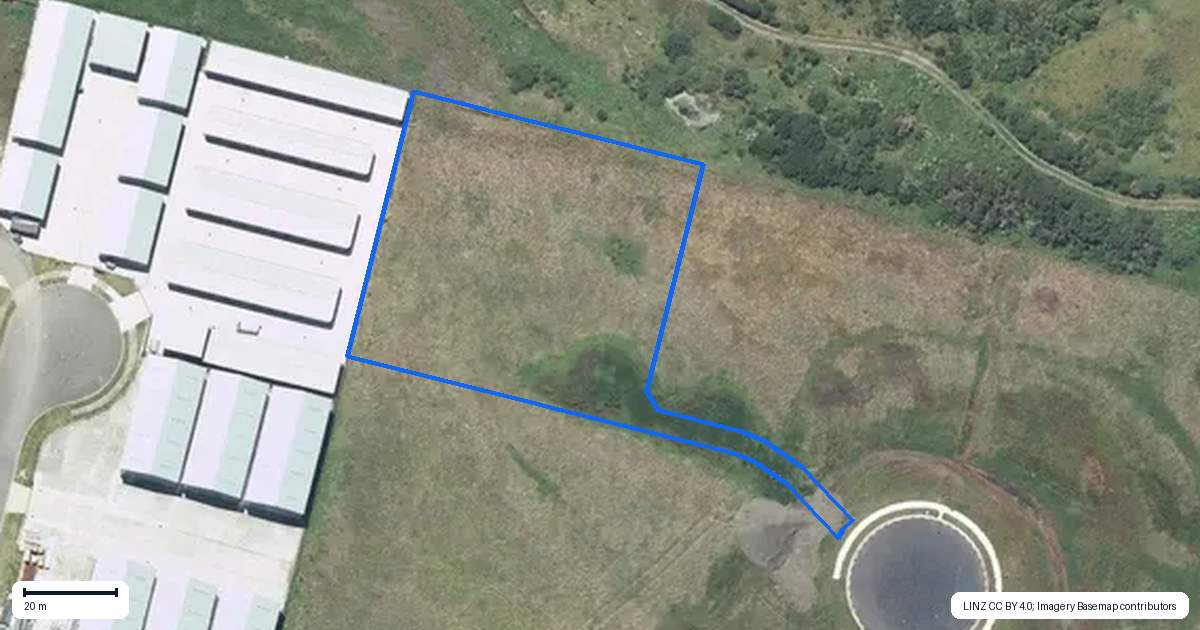 Property context map for 13 Allengate Road, Castlecliff, Whanganui
