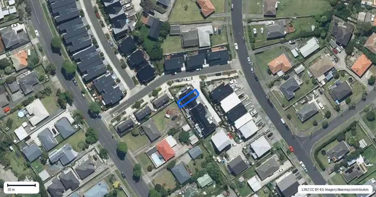 Property context map for 7B Reg Pearce Way, Glen Innes, Auckland