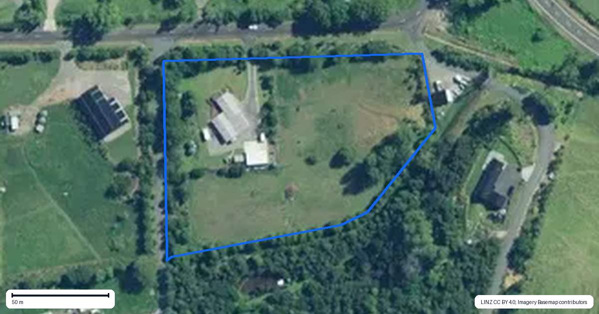 Property context map for 17 Parakiwai Quarry Road, Whangamata
