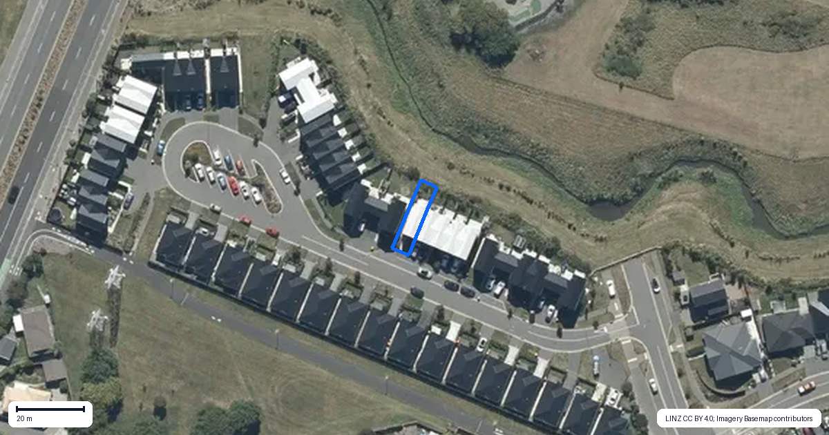 Property context map for 18 Piripiri Place, Broomfield, Christchurch