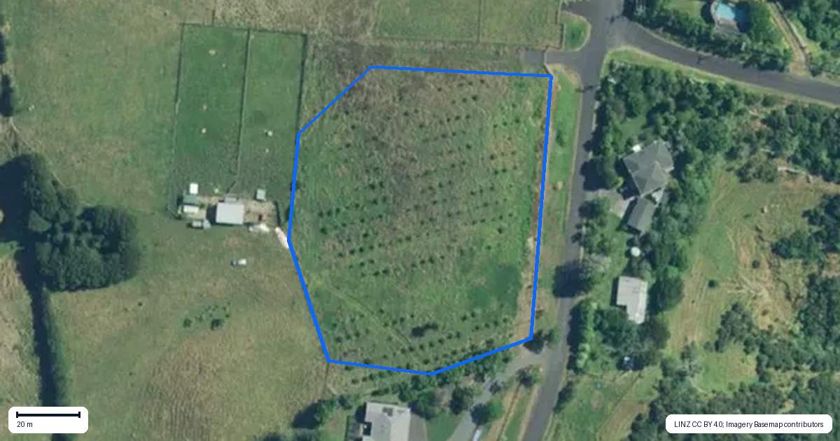 Property context map for 2 Trig Road, Tuakau
