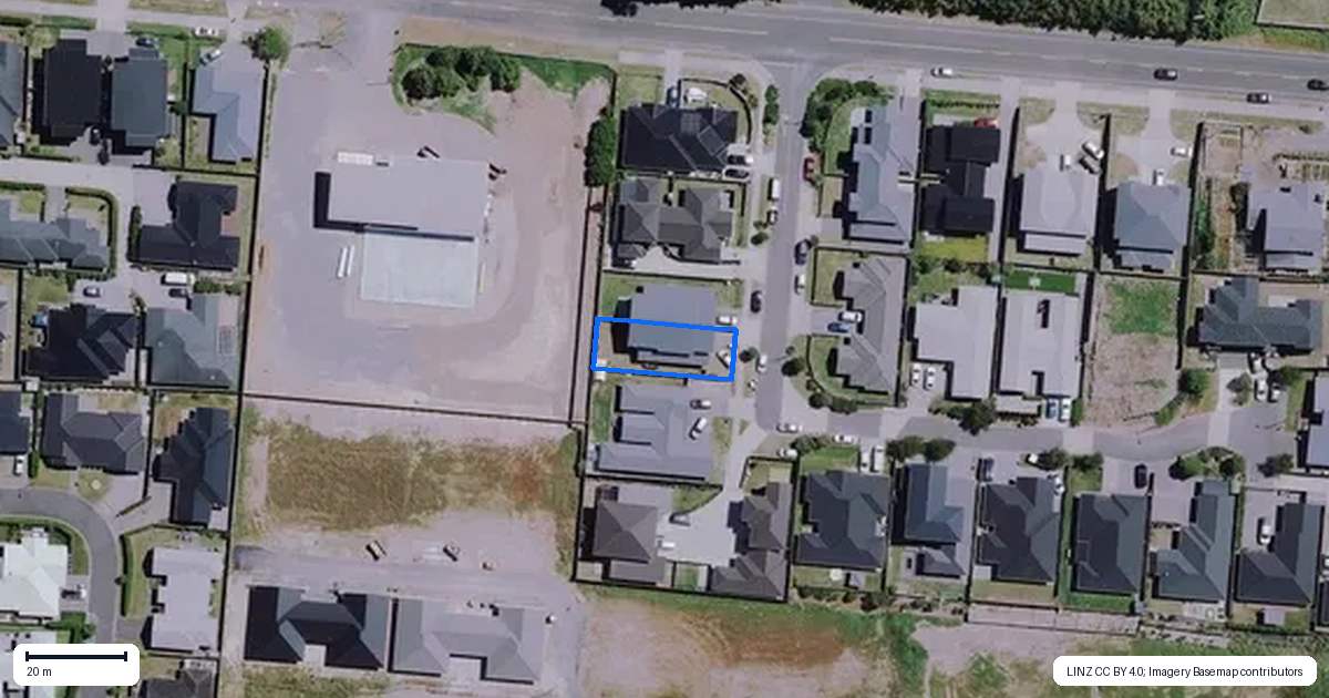 Property context map for 2/6 Ekara Road, Flagstaff, Hamilton