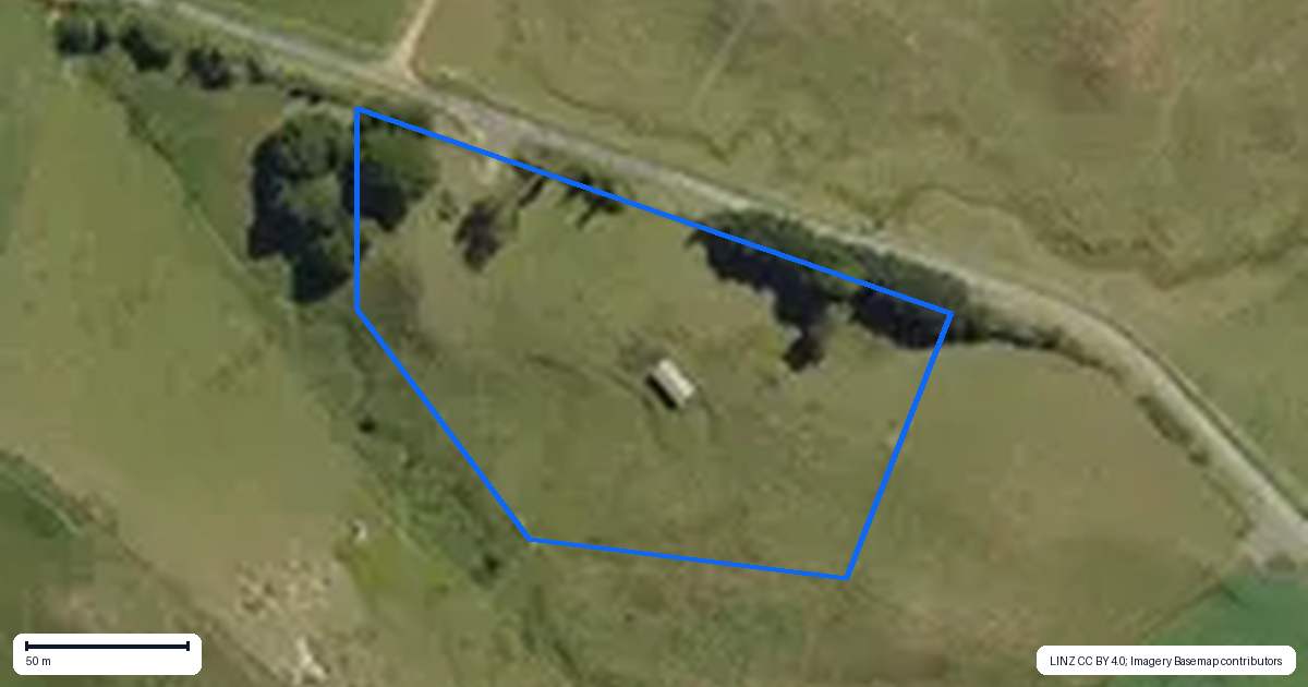 Property context map for 370 Finnis Road, Pohangina, Ashhurst