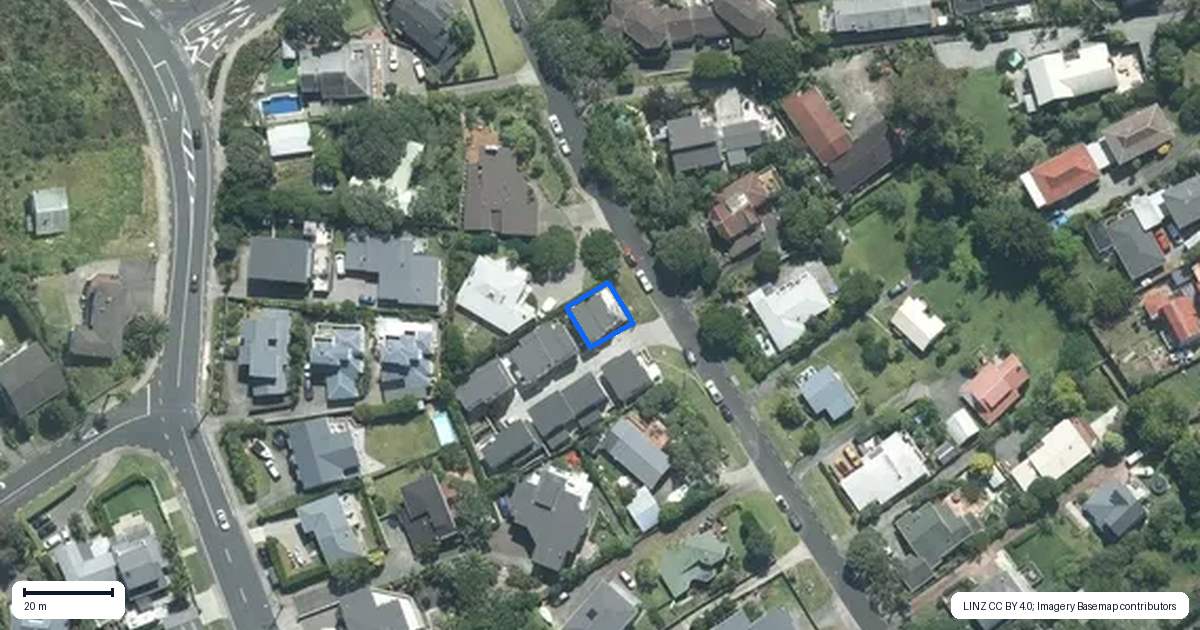 Property context map for 8/26 Long Bay Drive, Torbay, Auckland
