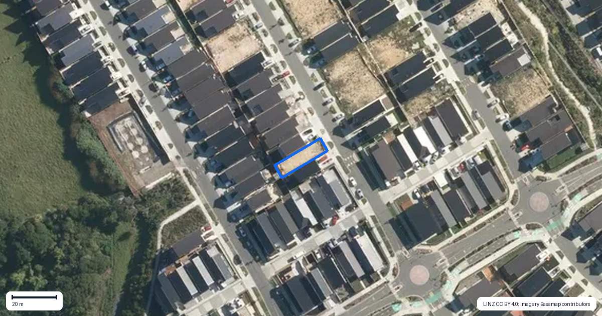 Property context map for 33 Horokaka Street, Massey, Auckland