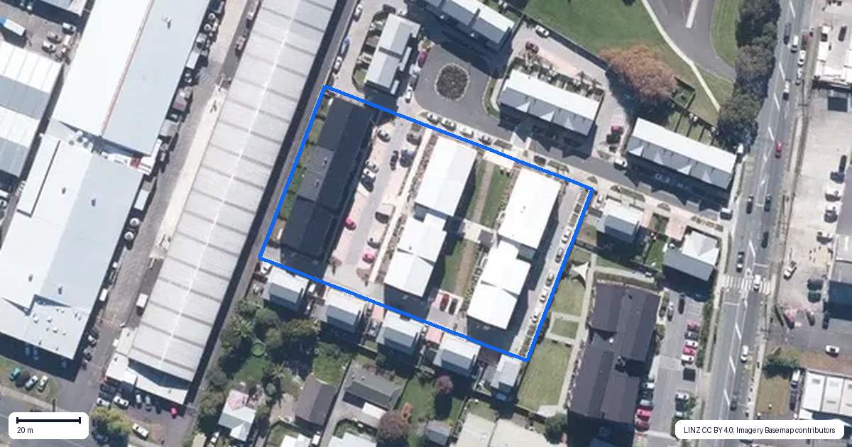 Property context map for 202/28A Eileen Newey Place, Henderson, Auckland