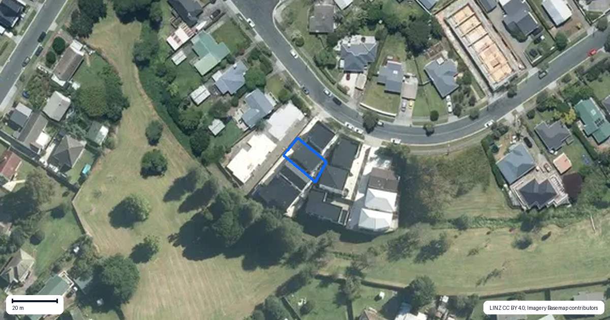 Property context map for 11B Sloane Street, Glen Innes, Auckland