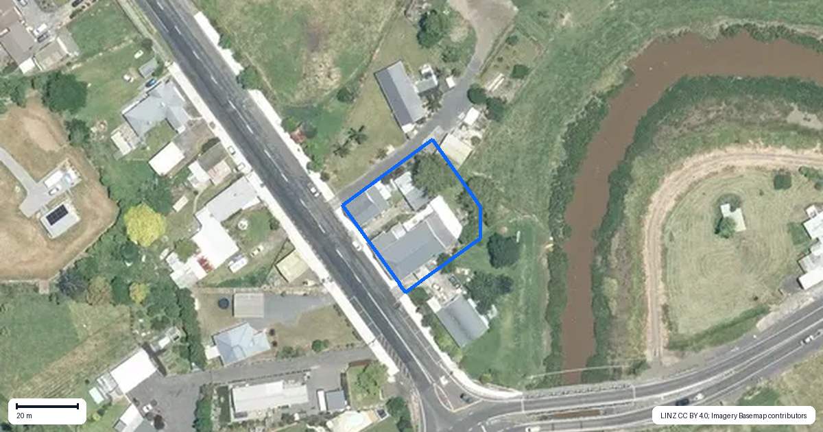 Property context map for 6 Front Miranda Road, Waitakaruru, Ngatea