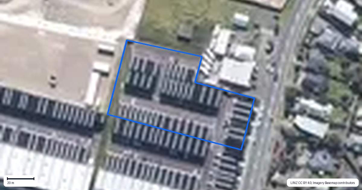 Property context map for 43/90A Hobsonville Road, Hobsonville, Auckland
