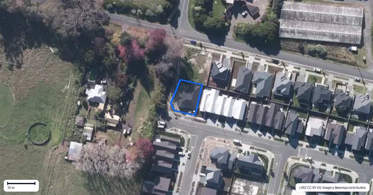 Property context map for 135 Kopuru Road, Whenuapai, Auckland