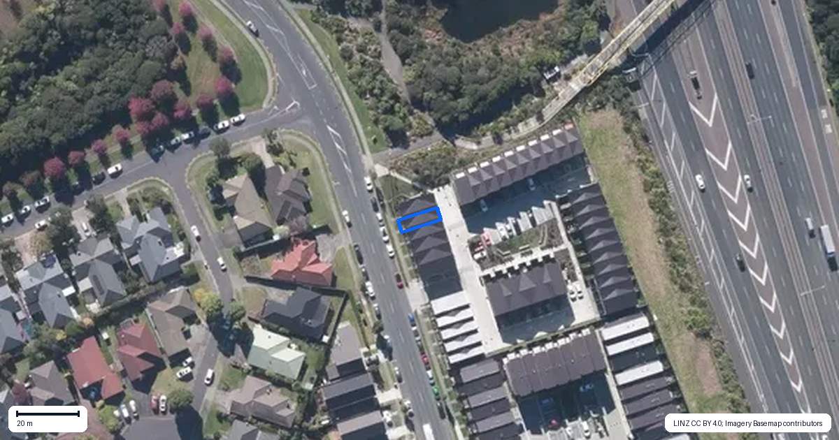 Property context map for 2/28 Westgate Drive, Westgate, Auckland