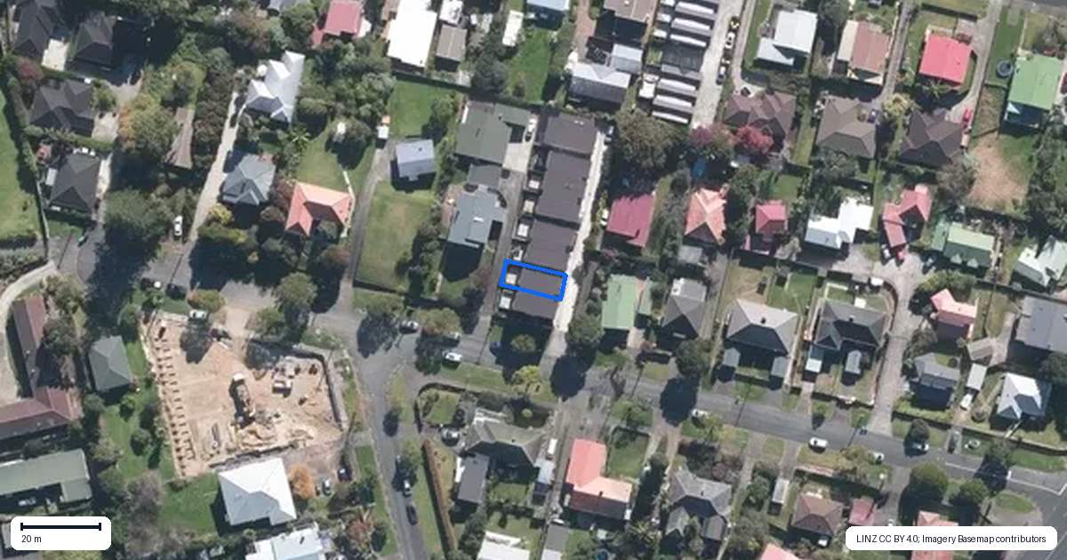 Property context map for 2/13 Beatrix Street, Avondale, Auckland