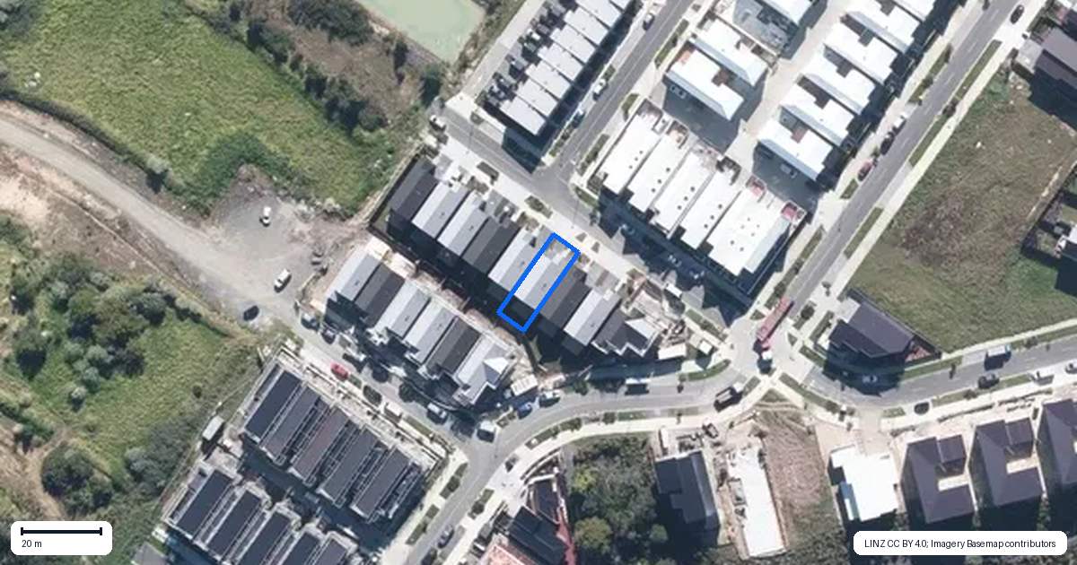 Property context map for 33 Bristol Freighter Road, Hobsonville, Auckland