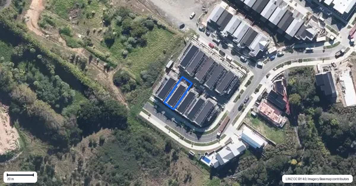 Property context map for 33 Pukeko Road, Hobsonville, Auckland