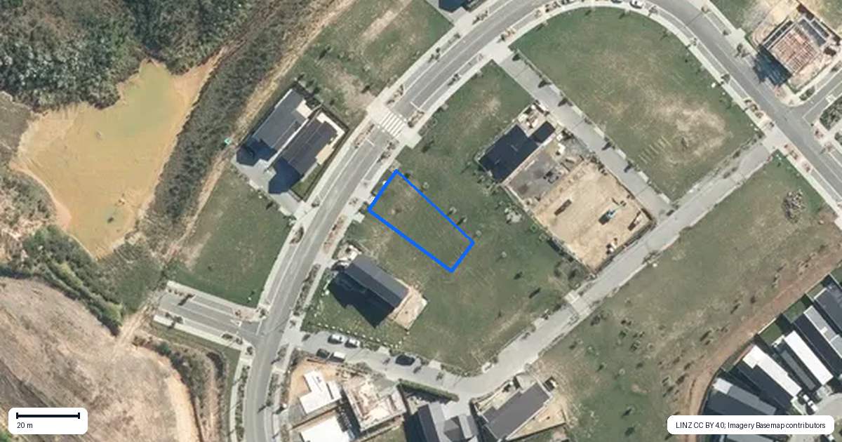 Property context map for 33 Kikorangi Drive, Wainui