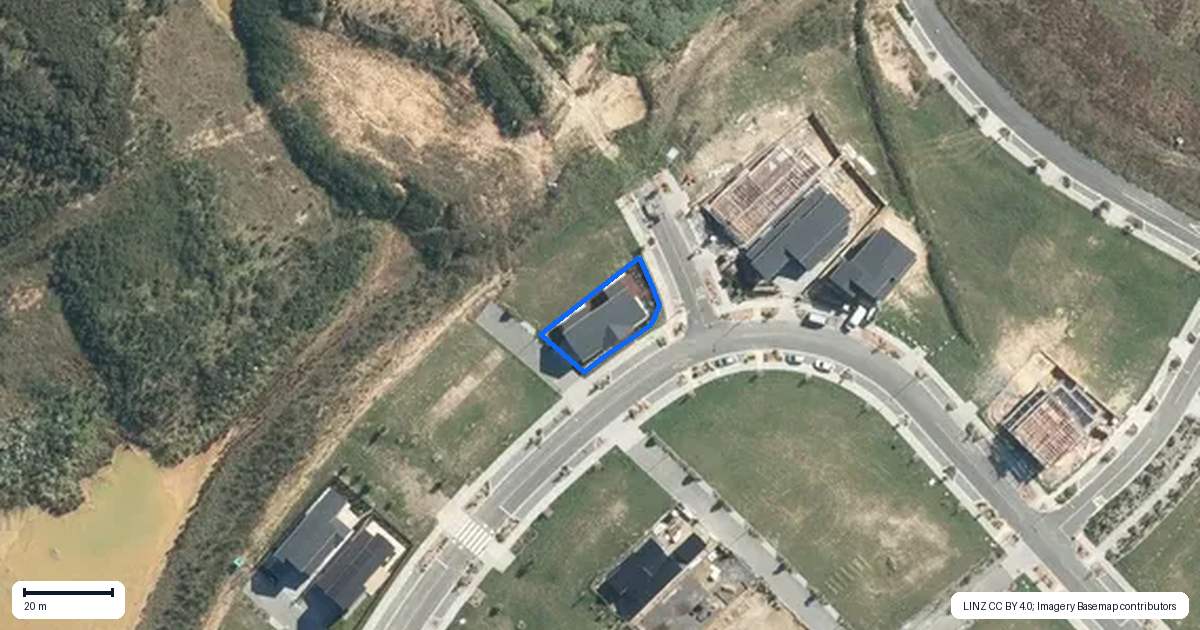 Property context map for 2 Maheu Lane, Wainui