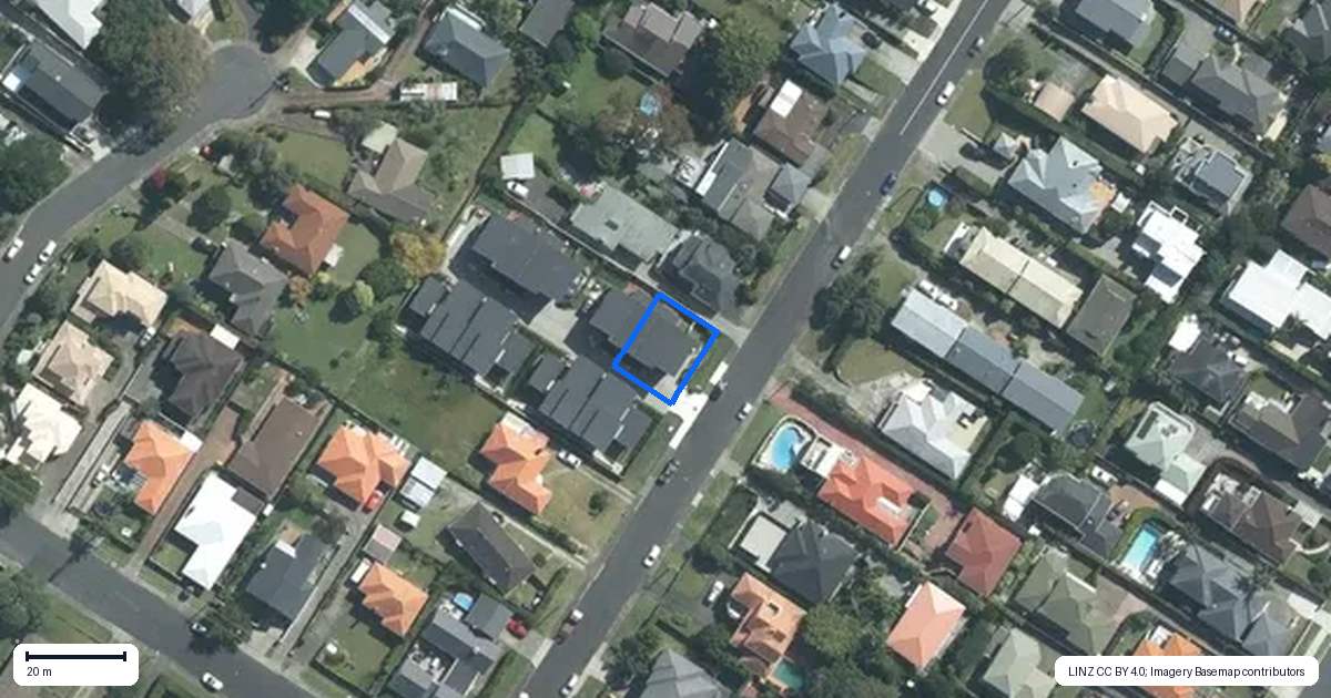 Property context map for 2 Matau Way, Hauraki, Auckland