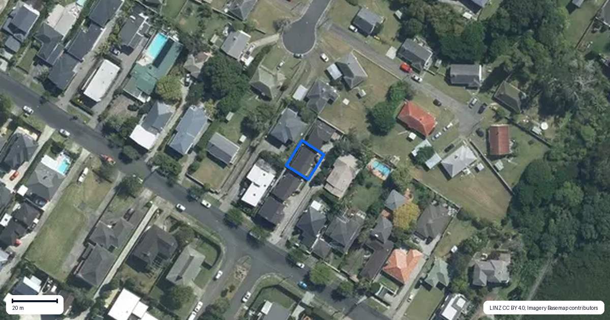 Property context map for 84B Francis Street, Hauraki, Auckland