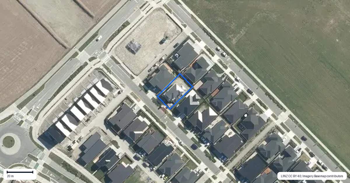 Property context map for 44 Spars Road, Wainui