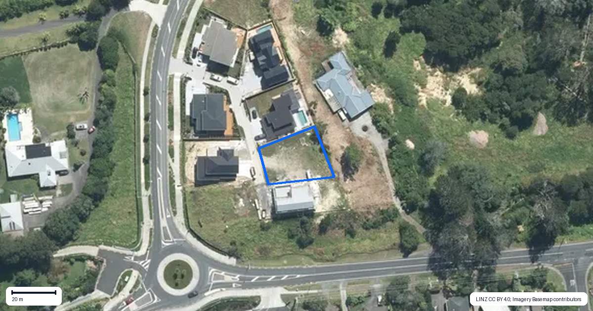Property context map for 8 Taku Close, Long Bay, Auckland