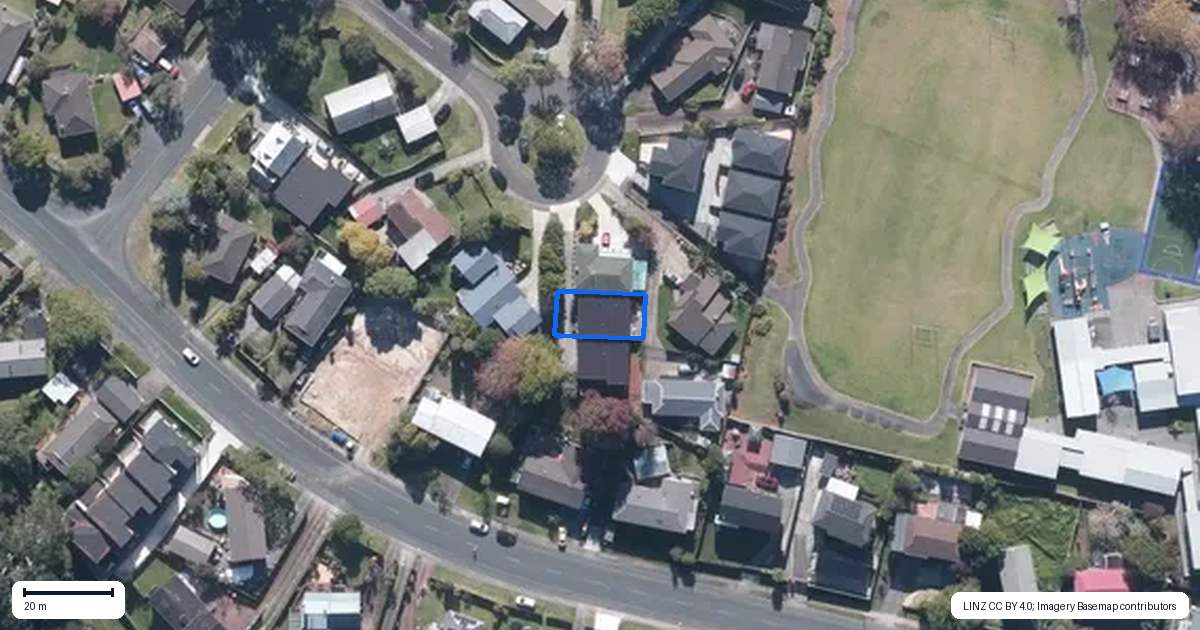Property context map for 7A Ballial Place, West Harbour, Auckland
