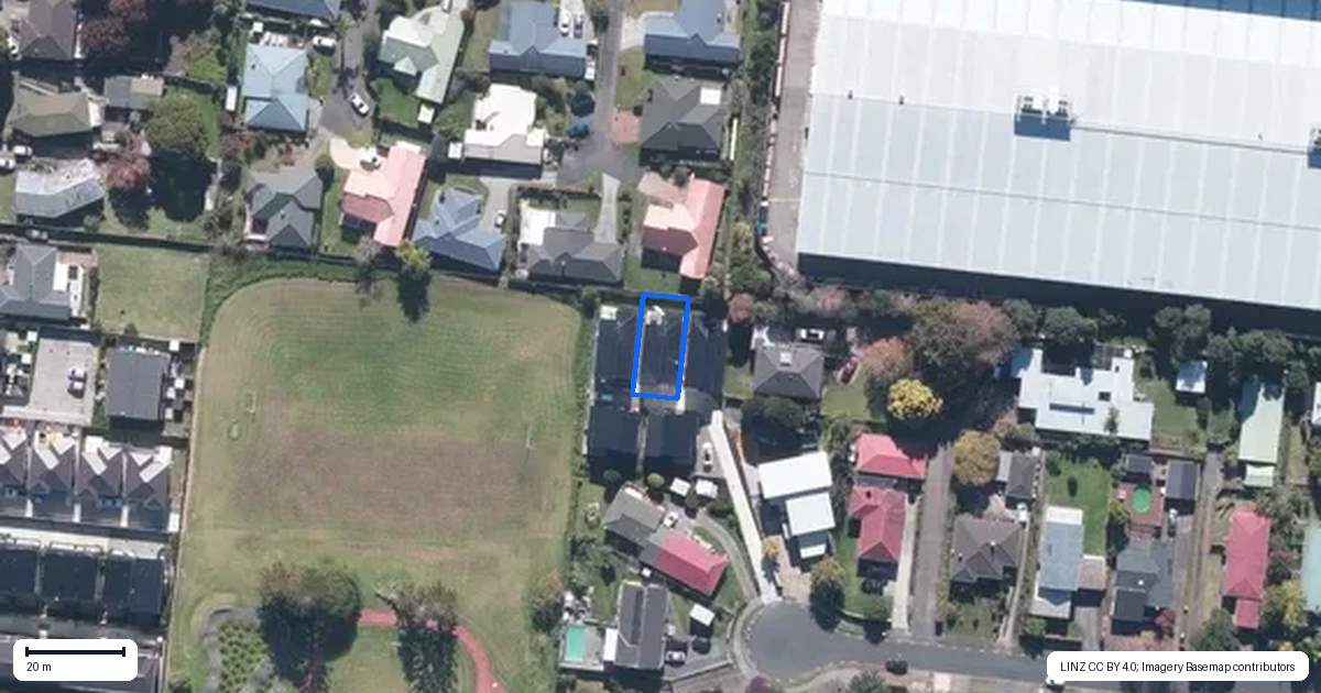 Property context map for 24B Poinsettia Place, Henderson, Auckland